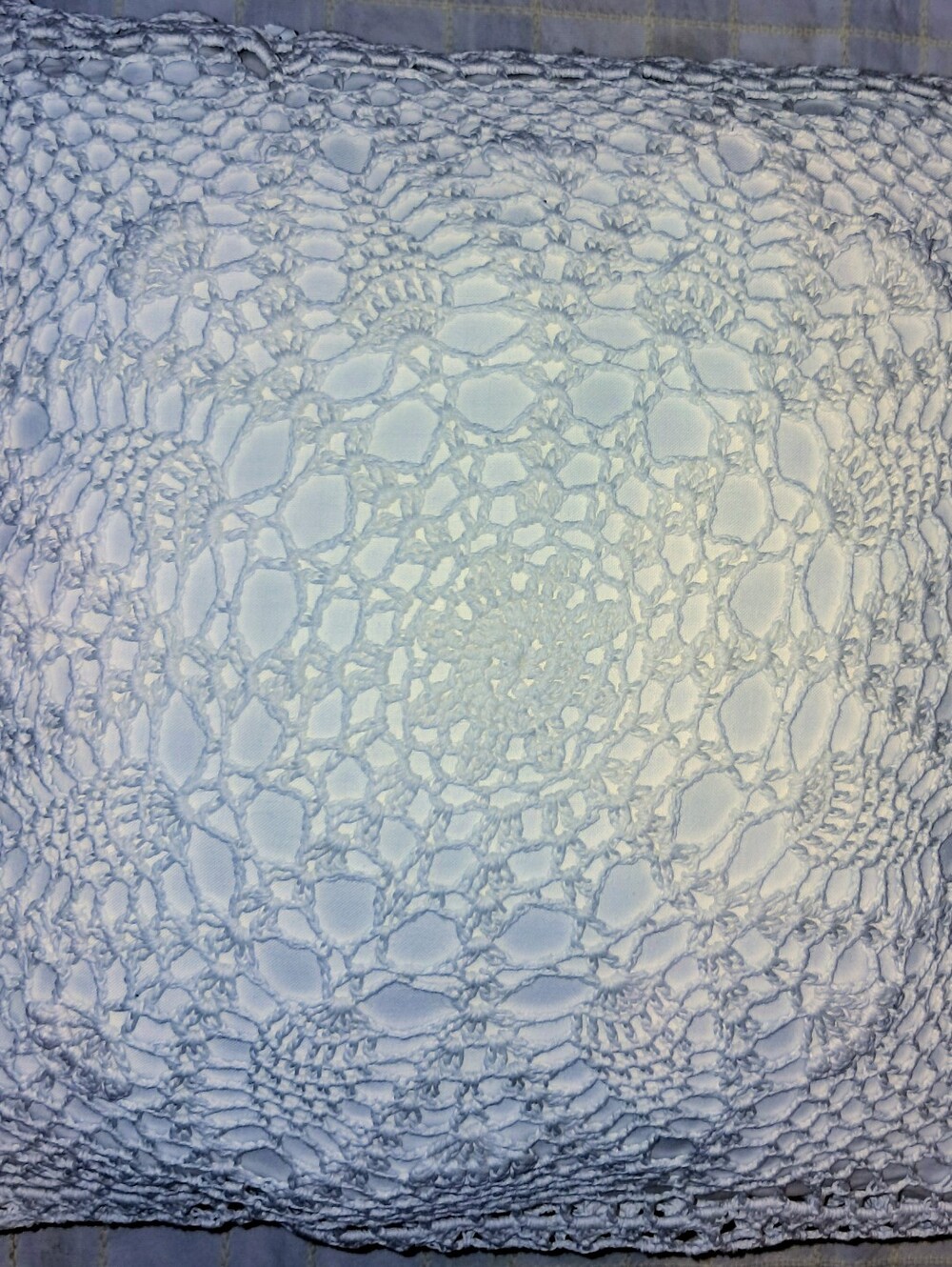 PILLOW - WHITE CROCHET FRONT